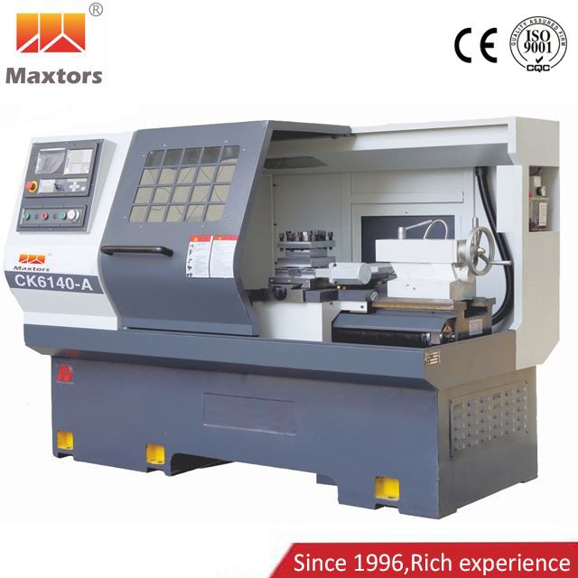 Peiriant turn CNC